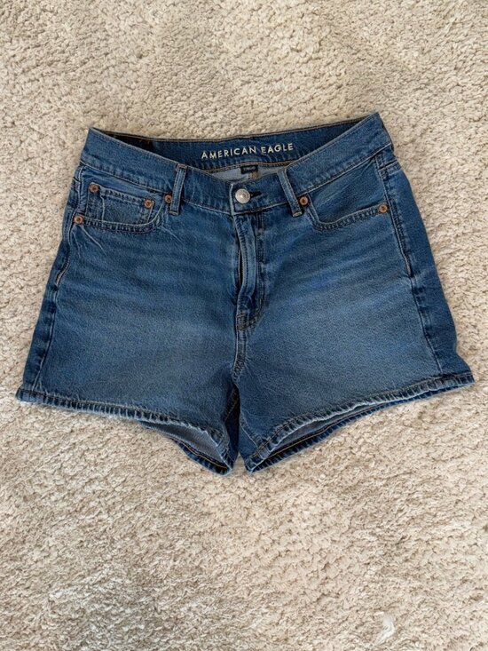 American Eagle Outfitters Pants - American Eagle Denim Shorts Size 2 Medium Wash